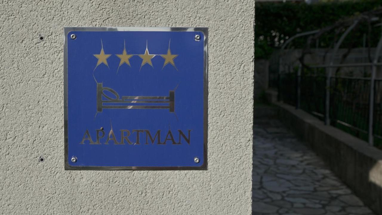 Apartments Bestak Krk Town Bagian luar foto