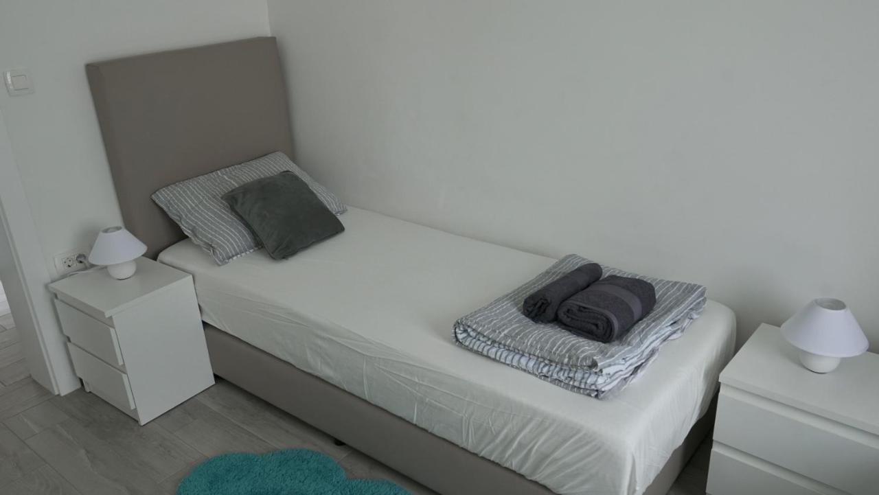 Apartments Bestak Krk Town Bagian luar foto