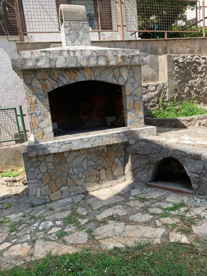Apartments Bestak Krk Town Bagian luar foto