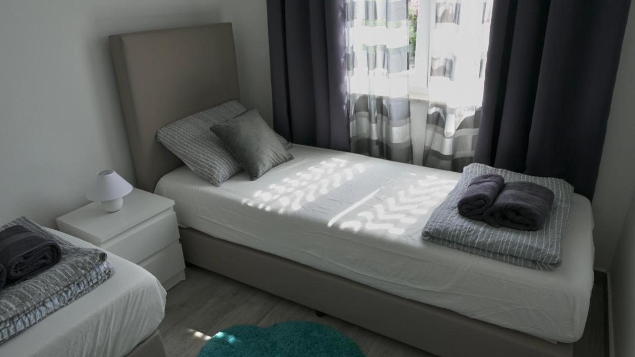 Apartments Bestak Krk Town Bagian luar foto