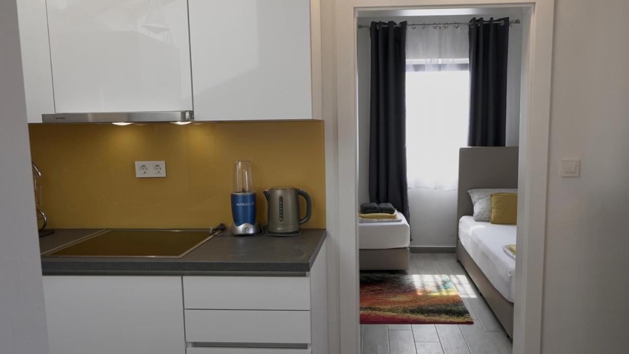 Apartments Bestak Krk Town Bagian luar foto