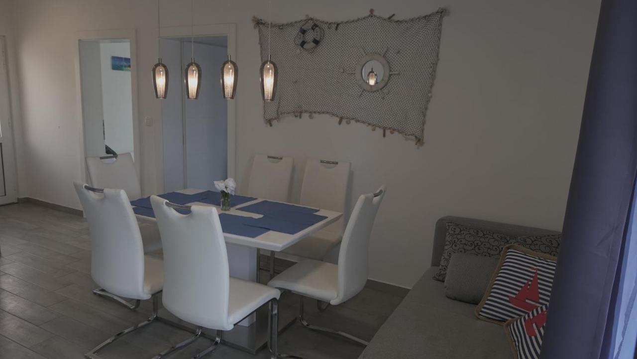 Apartments Bestak Krk Town Bagian luar foto